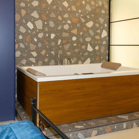 Boca Luxury 4*